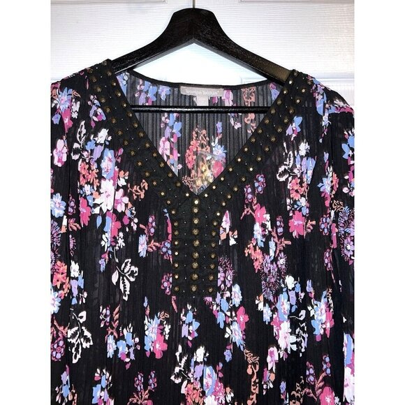 NWOT A WOMAN WITHIN Pleated Floral Beaded Neckline Blouse Plus Size 1X 22/24 - Picture 3 of 11